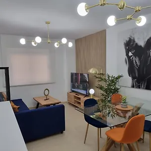 https://apartamento-luz-del-mediterraneo-garrucha.es-andalucia.com